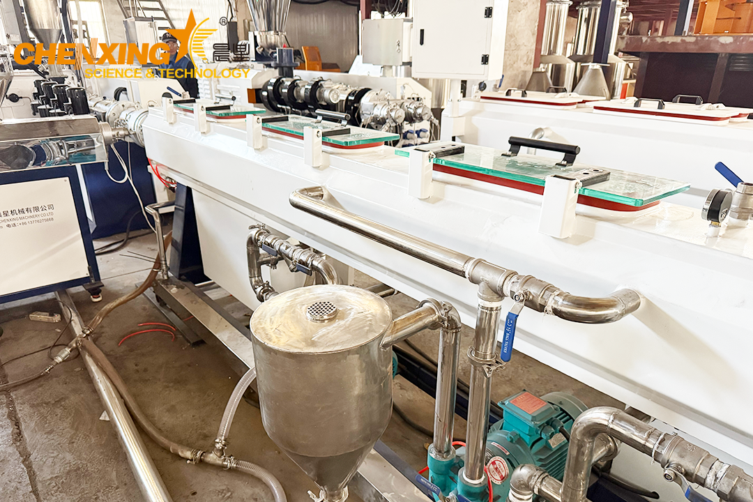 vacuum calibration tank in plastic pipe extrusion line vacuum calibration tank in plastic pipe extrusion line