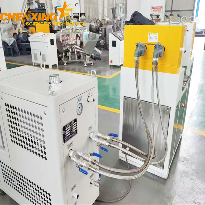 Precision laboratory two roll mill with hot oil drilled rollers