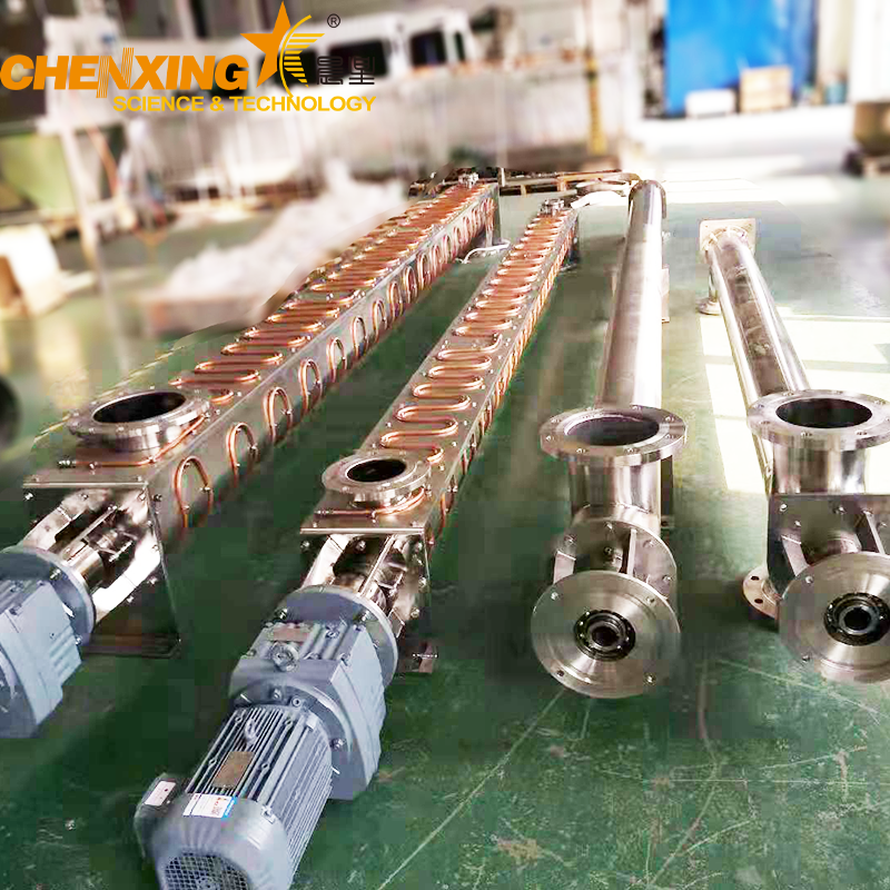 Industrial screw conveyor for powder and granule feeding