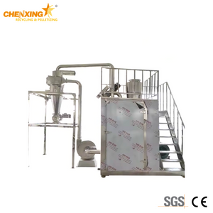 Liquid Nitrogen Freezing Plastic Pulverizer