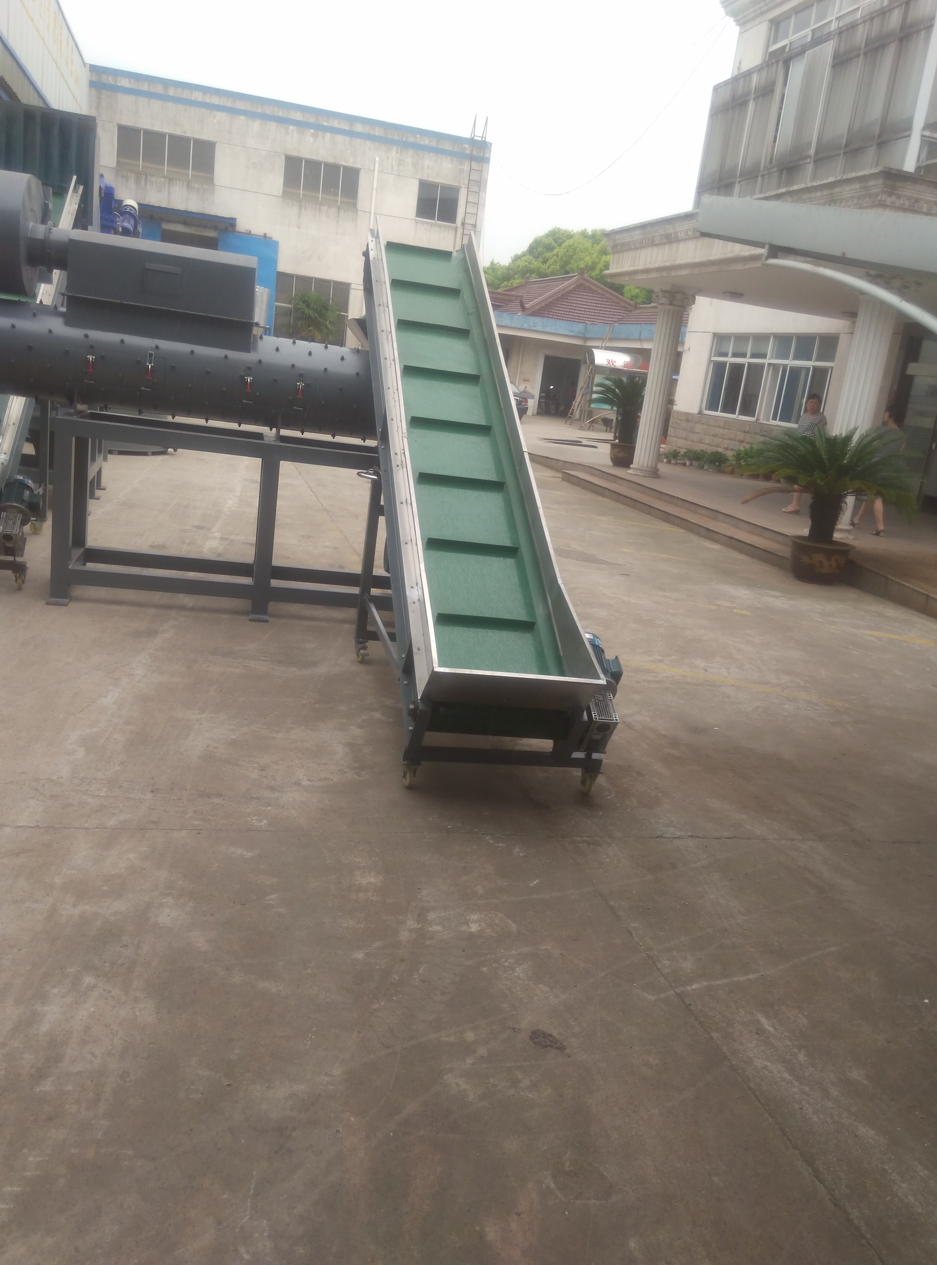  Conveyors