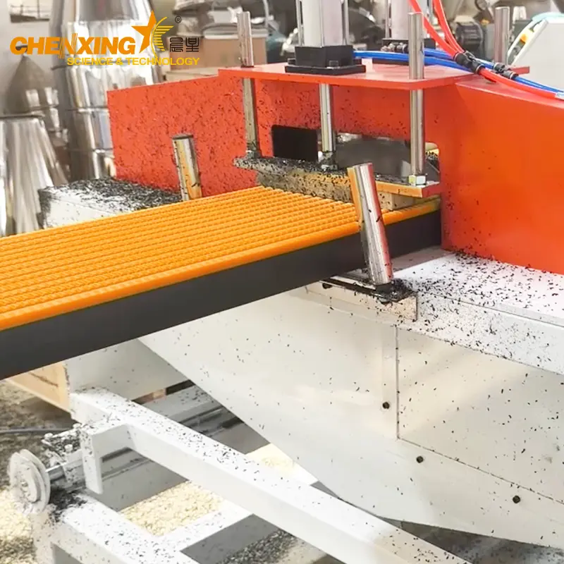 HDPE Marine Pedal Board Ocean Fishing Raft Extrusion Line | HDPE Marine Board Making Machine 