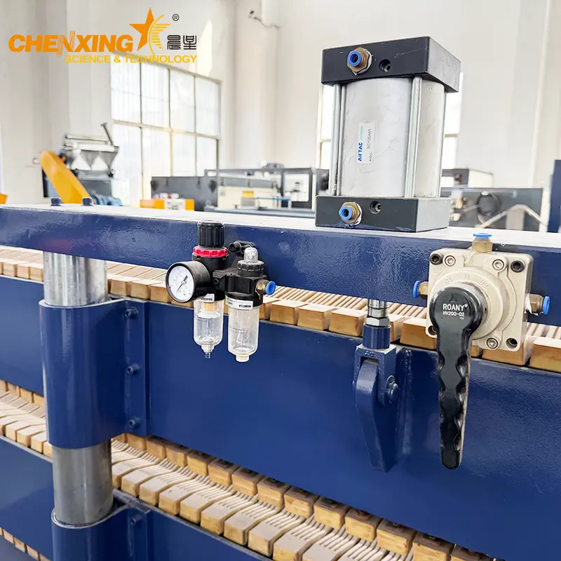 Plastic Pipe Haul-off Machine — Rubber Belt Caterpillar Puller & Cutting System for Extrusion Lines