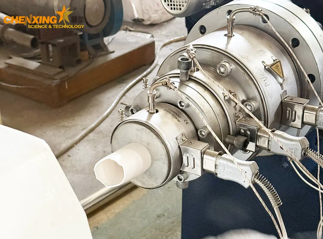 Large diameter PVC pipe extrusion line