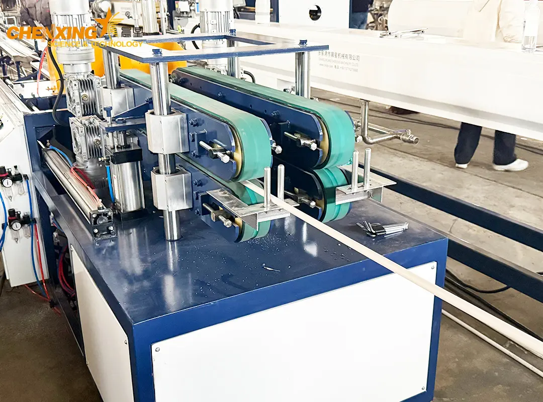 1.High output PVC pipe extrusion machine