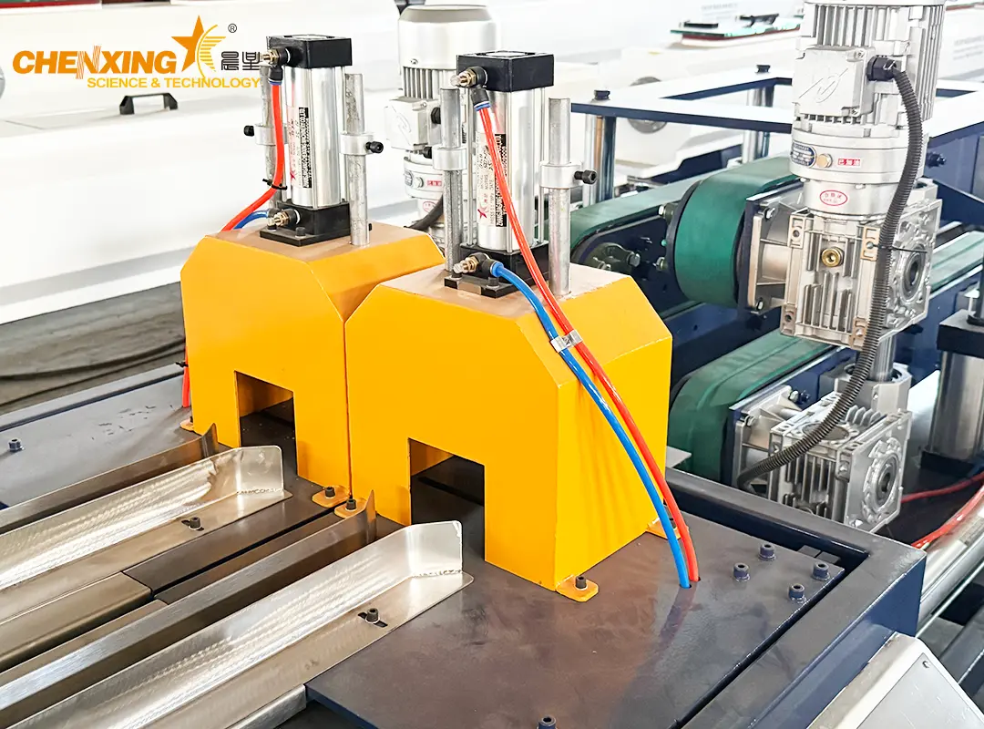 Automatic Plastic Pipe Cutting Equipment