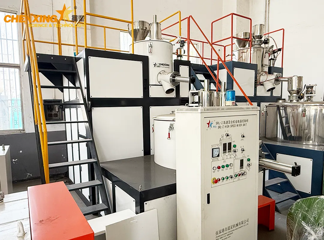 Vertical mixer machine used in plastic powder blending process