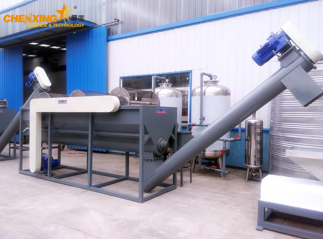 Industrial PET washing and recycling plant including crusher, hot washer, and drying system